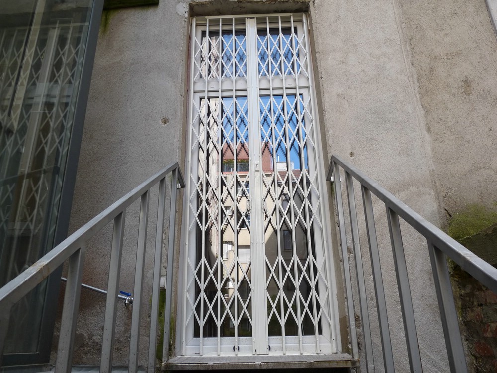Scherengitter Ariba Sicherheitstechnik